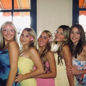 Meet your Posher, Eliana